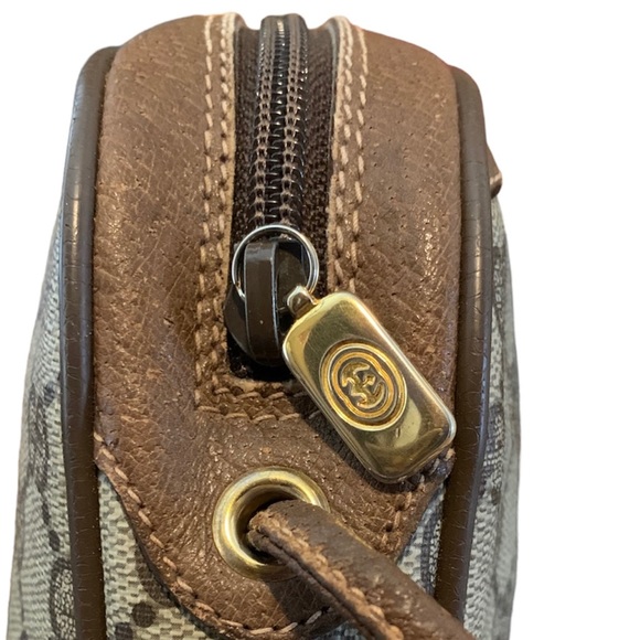 GUCCI Vintage GG Monogram Mini Supreme Crossbody Bag - Picture 5 of 11